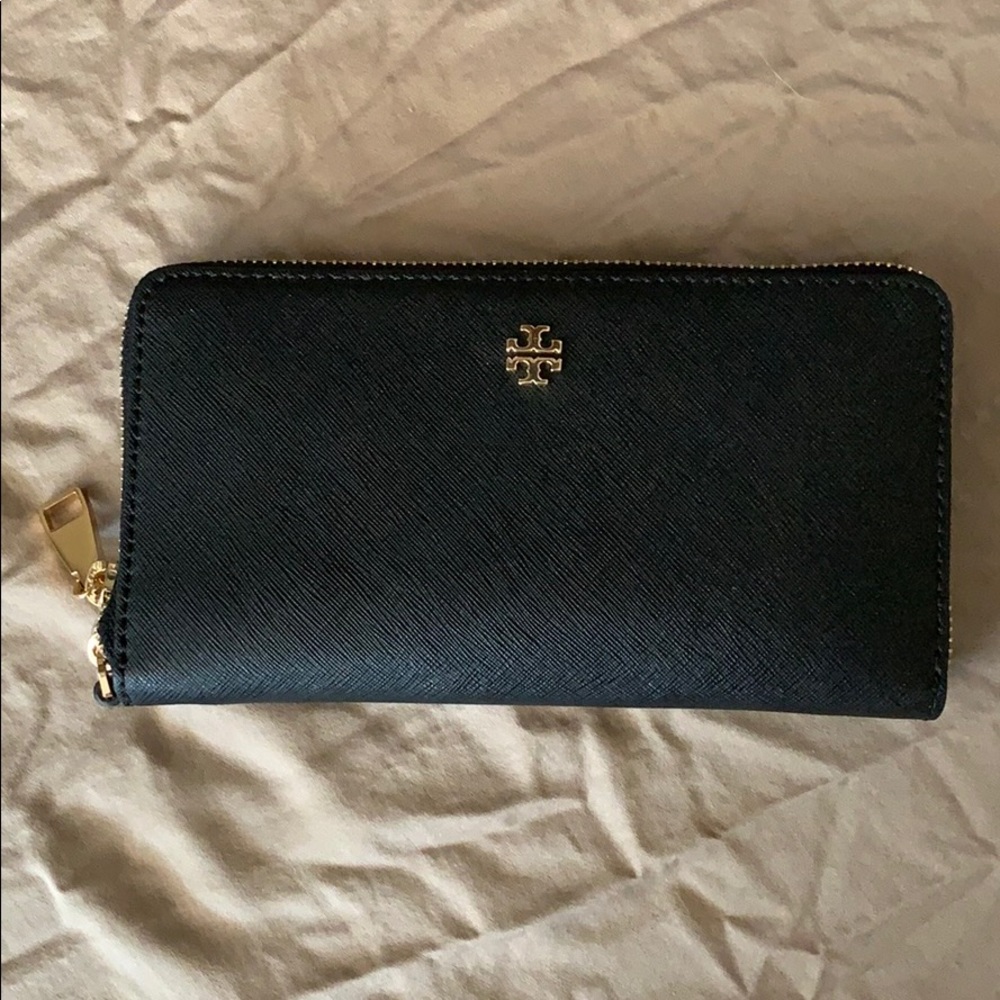*NEW* Tory Burch Wallet